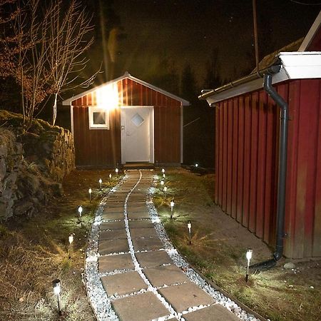 Munka-Ljungby Skogsstuga I Bassholmaヴィラ エクステリア 写真